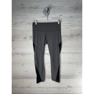 Under Armour Pants Womens‎ Medium Gray Black Compression HeatGear Capri Leggings